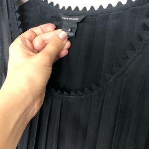 Club Monaco Dresses - CLUB MONACO Size 2 , perfect little less dress Club Monaco Dresses - CLUB MONACO Size 2 , perfect little less dress